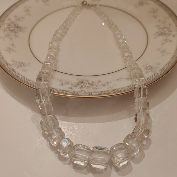 Vintage Art Deco Ice Cube Glass Faceted Graduated Necklace Silver Tone Clear